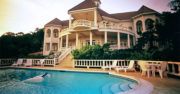 house with pool